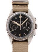 A RARE GENTLEMAN'S STAINLESS STEEL ROYAL AUSTRALIAN NAVY HAMILTON PILOTS CHRONOGRAPH WRIST WATCH