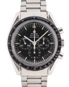 A GENTLEMAN'S STAINLESS STEEL OMEGA SPEEDMASTER PROFESSIONAL CHRONOGRAPH BRACELET WATCH CIRCA