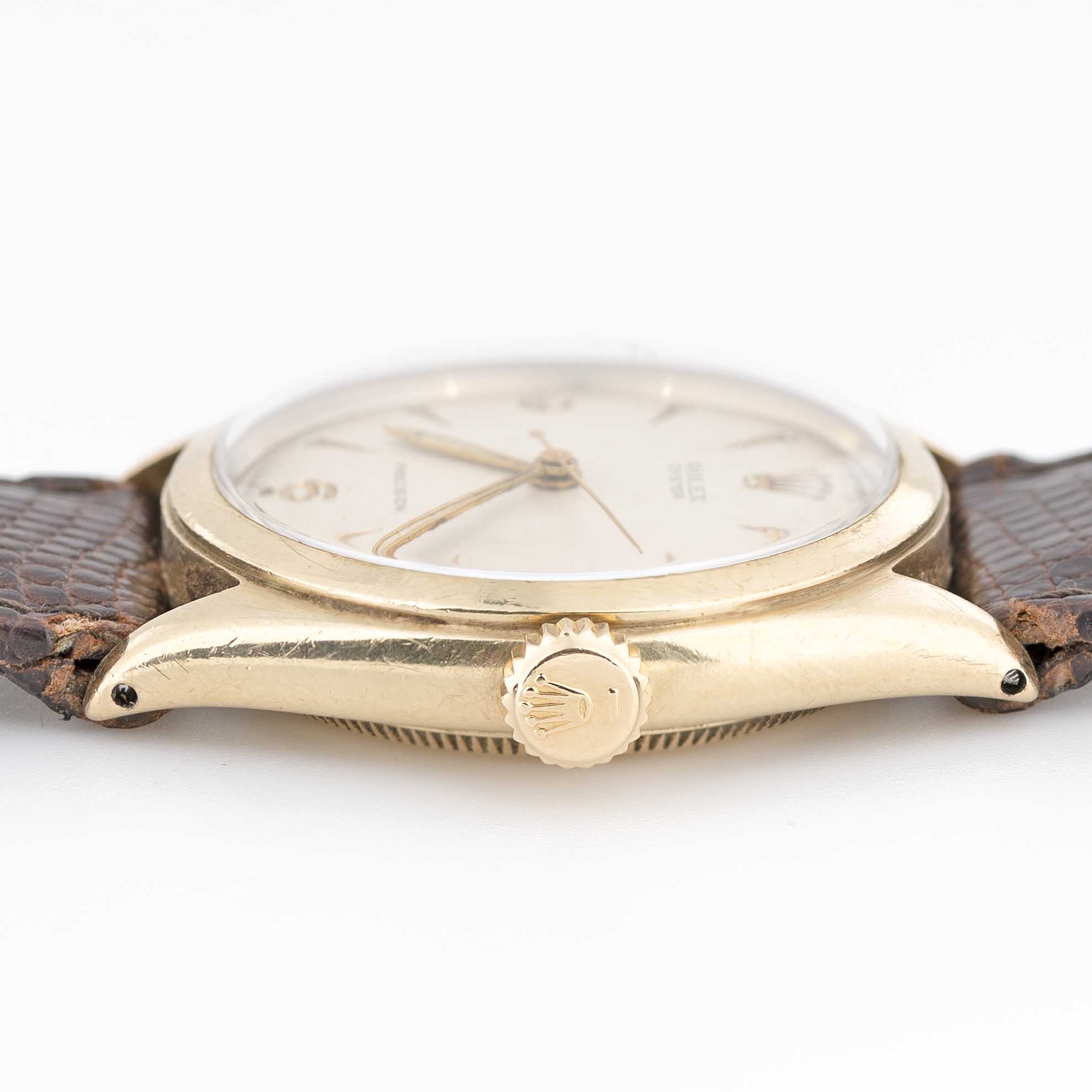 A RARE GENTLEMAN'S 10K SOLID GOLD ROLEX OYSTER PRECISION WRIST WATCH CIRCA 1952, REF. 6022 WITH 3- - Image 8 of 9