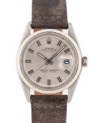 A GENTLEMAN'S SIZE STEEL & WHITE GOLD ROLEX OYSTER PERPETUAL DATEJUST WRIST WATCH CIRCA 1972, REF.