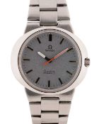 A GENTLEMAN'S STAINLESS STEEL OMEGA GENEVE DYNAMIC BRACELET WATCH CIRCA 1970s Movement: Manual wind,