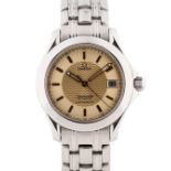 A GENTLEMAN'S SIZE STAINLESS STEEL OMEGA SEAMASTER 120M AUTOMATIC CHRONOMETER BRACELET WATCH CIRCA