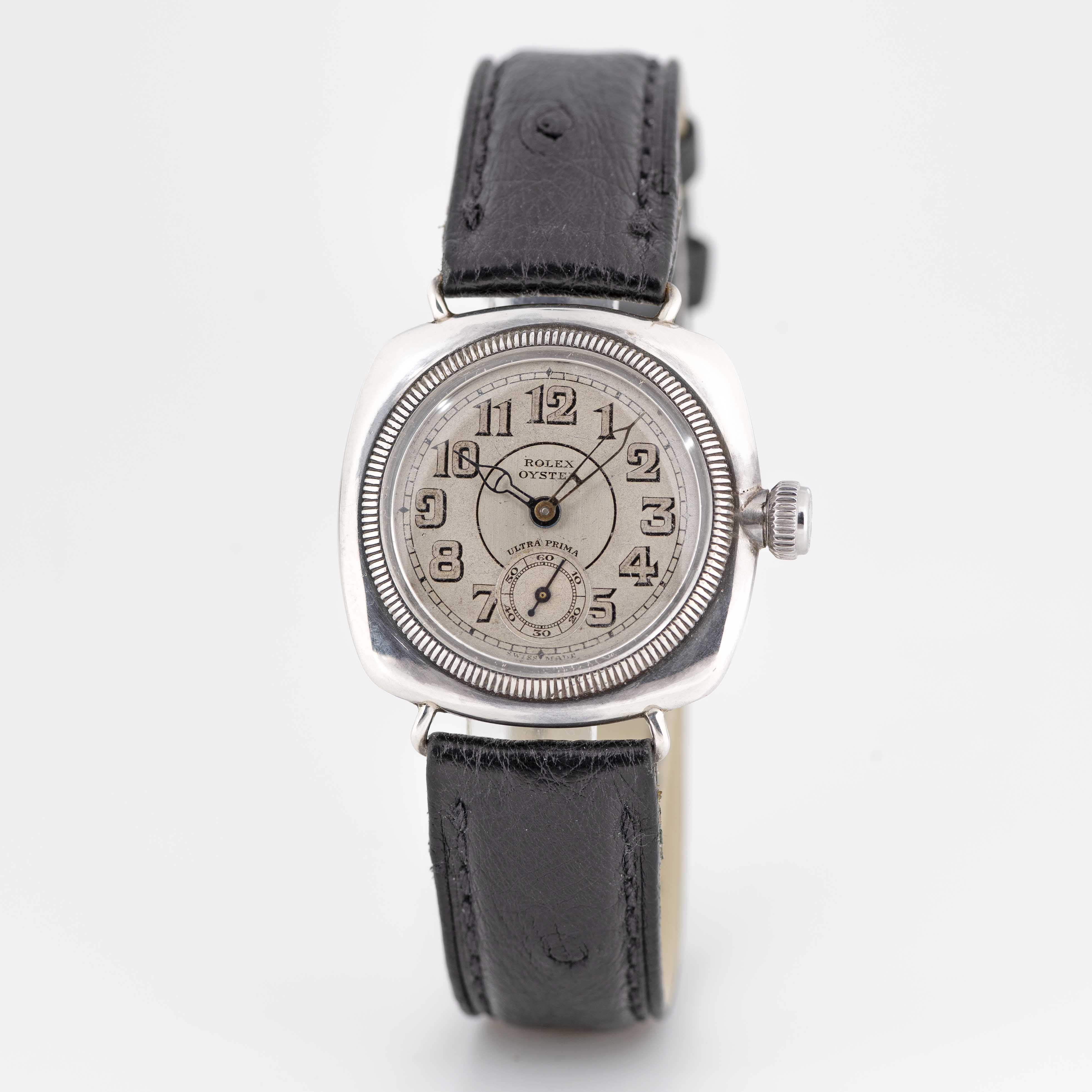 A GENTLEMAN'S SIZE SOLID SILVER ROLEX OYSTER 'CUSHION' WRIST WATCH CIRCA 1931, REF. 6753 Movement: - Image 3 of 10
