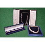 Quantity of boxed jewellery to comprise: Mother of Pearl and gilt metal choker together with