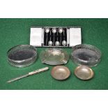Group of silver and silver plated items to comprise: set of six silver coffee spoons, silver