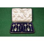 Cased set of six teaspoons with matching sugar tongs, marked for Sheffield Please note