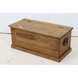 Pine blanket box with carrying handles