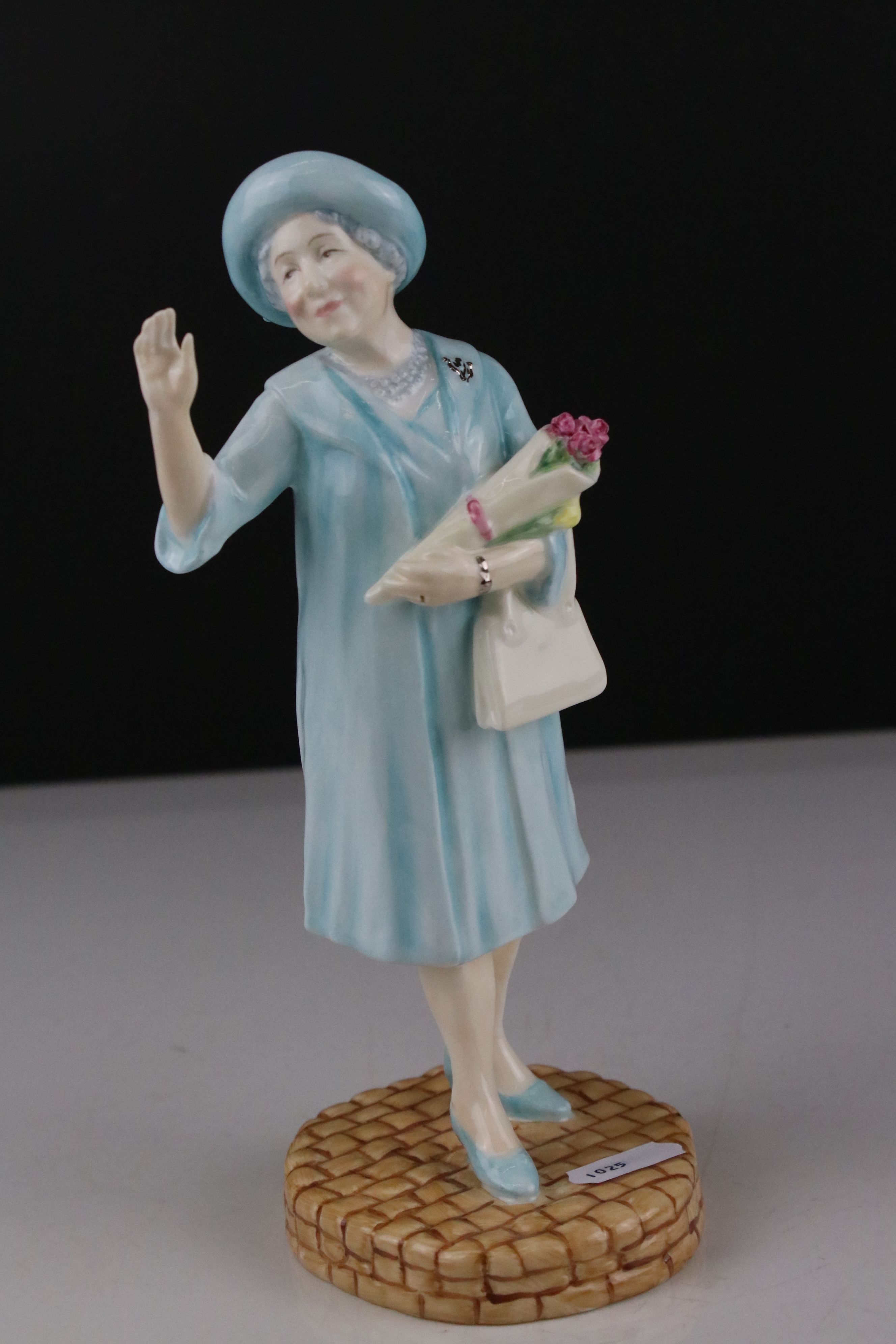 Royal Doulton ' H.M Queen Elizabeth, the Queen Mother ' Figurine, limited edition no. 1164