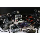 Collection of Polaroid instant cameras, to include a Polaroid 600, a collectable SX-70 model etc