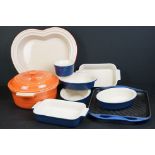 Group of Le Creuset kitchenware, to include cast iron griddle pan, pie dishes, casserole dish &