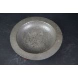 William Hutton & Sons Arts and Crafts Hammered Pewter Dish raised on three wooden legs, 16cms