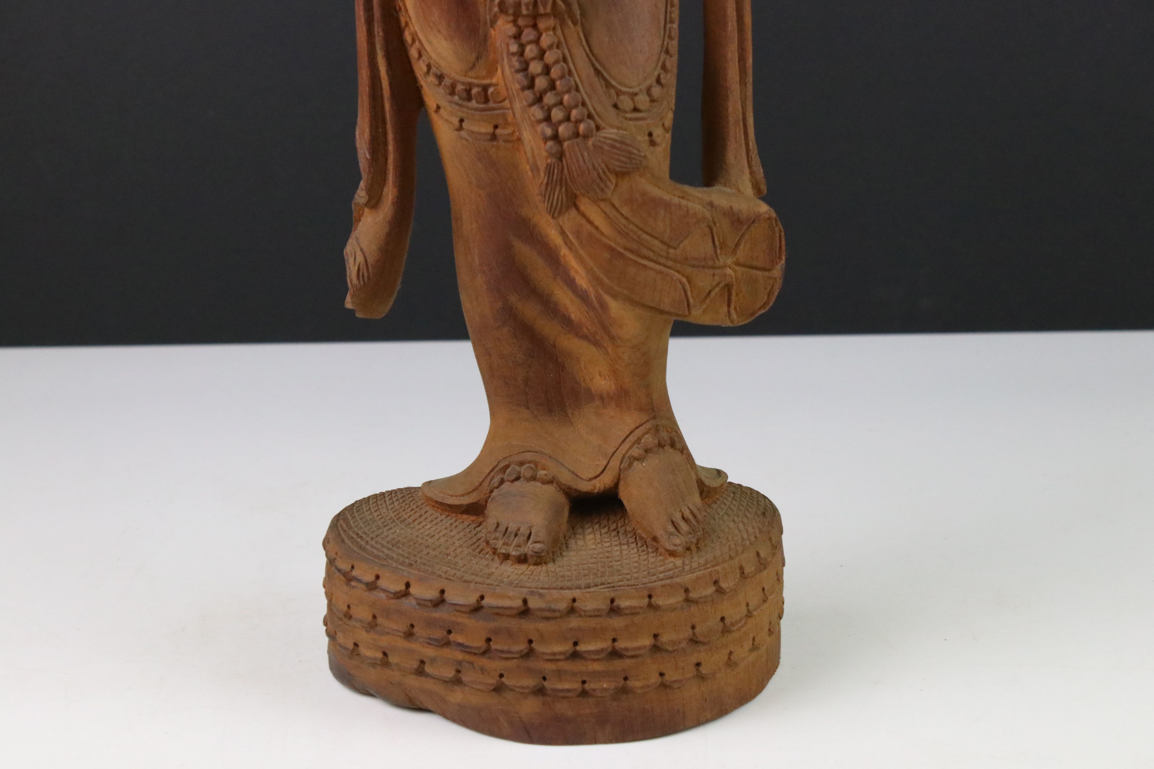 Burmese Wooden Carved Figure of a Royal Lady wearing a Crown, 51cms high - Image 4 of 5