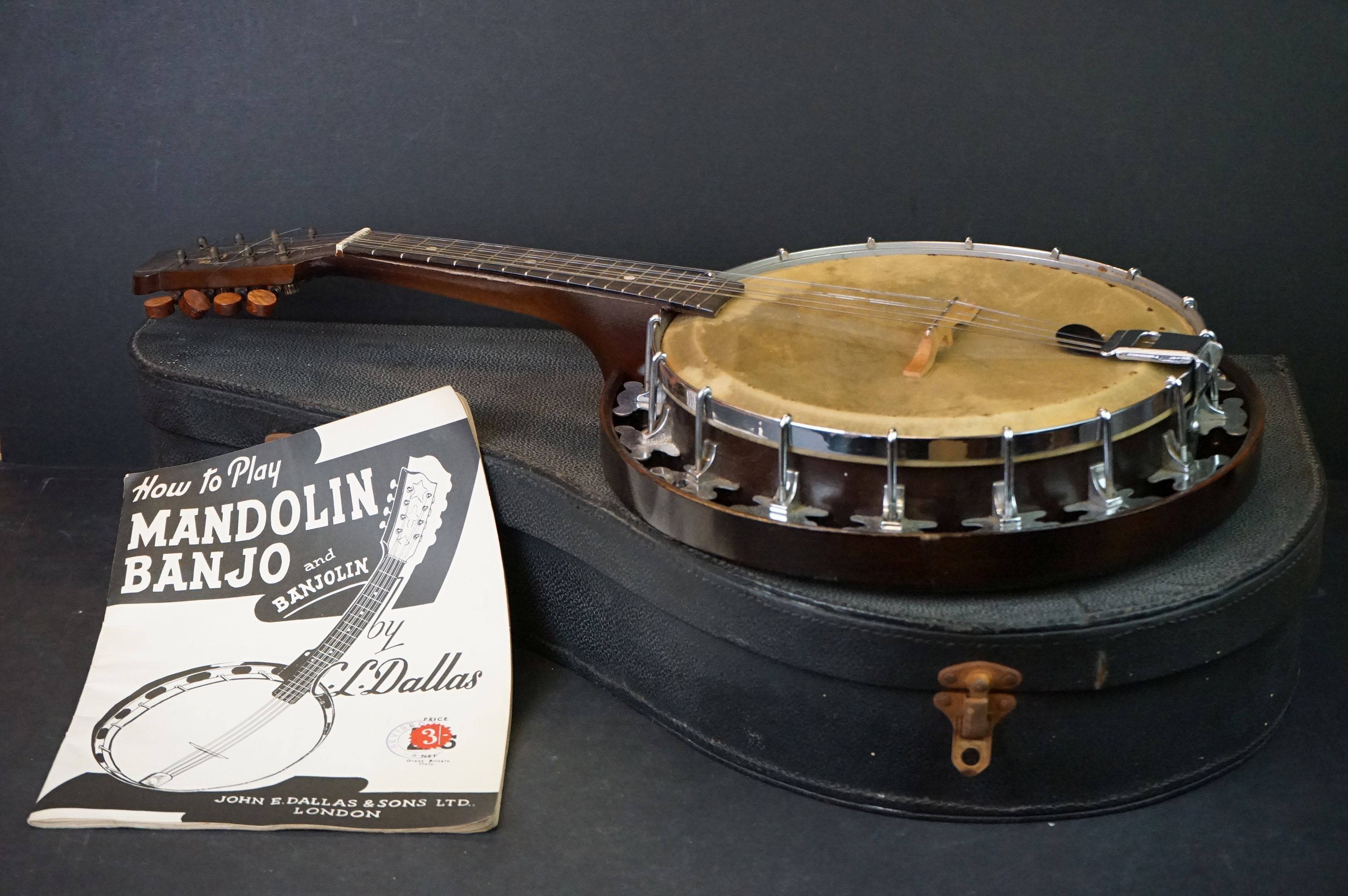 A vintage Melody Major Banjo Mandolin complete with carry case.