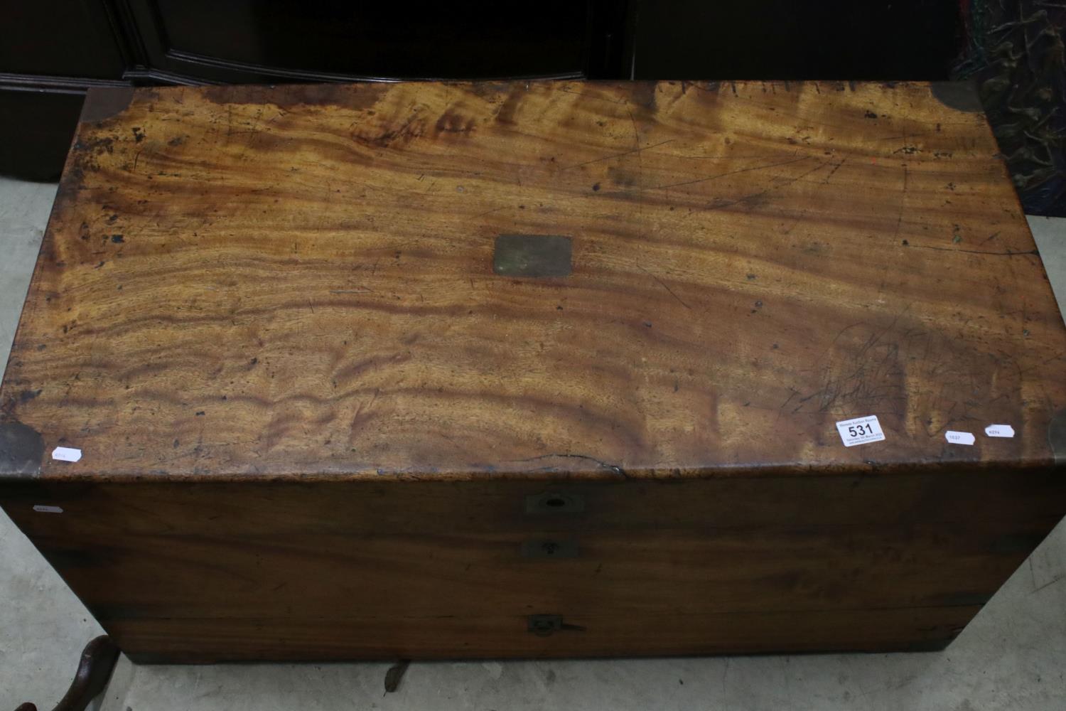 19th century Camphorwood and Brass Bound Blanket Chest with Brass Carrying Handles, 100cms long x - Image 3 of 4