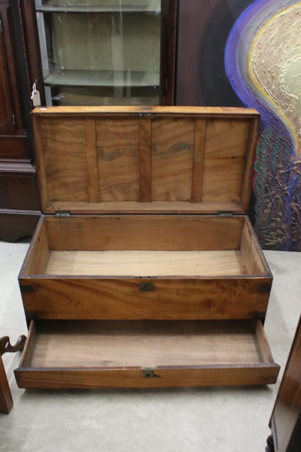 19th century Camphorwood and Brass Bound Blanket Chest with Brass Carrying Handles, 100cms long x - Image 2 of 4