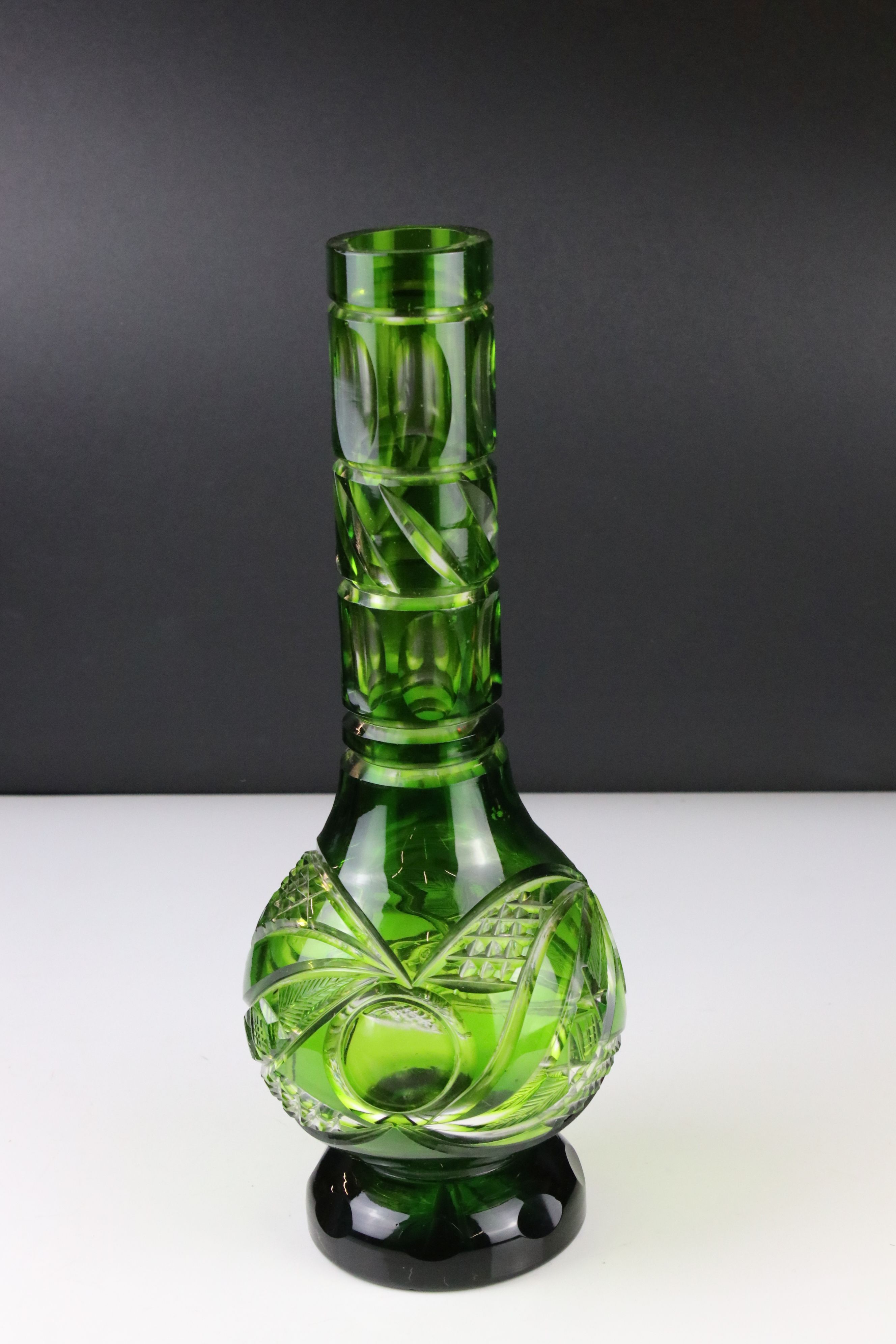 Bohemian Green Overlaid Cut Glass Carafe 35cm high together with a matching Stand / Dish (dish - Image 5 of 9