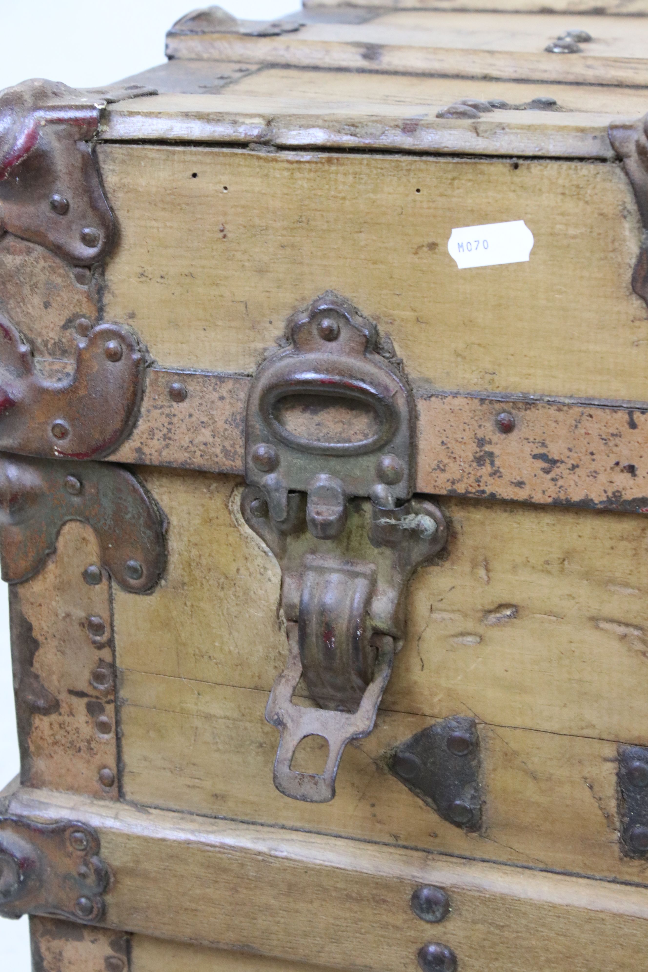 19th century Pine and Studded Travelling Trunk / Box with leather carrying handles, 87cm wide x 58cm - Image 4 of 7