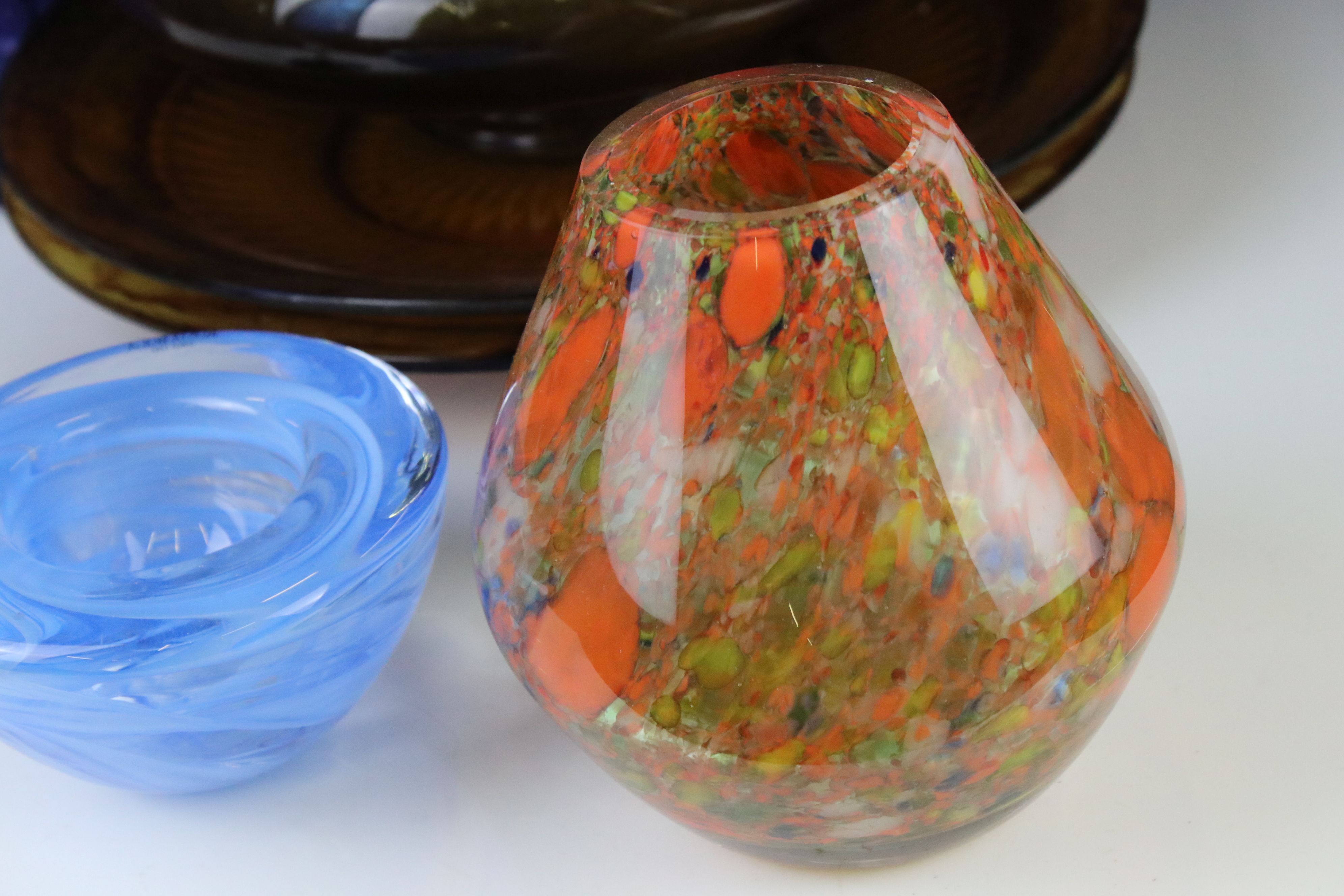 Three Pieces of Davidson Cloud Glass together with Six items of Studio Glass including 2 Bottle - Image 3 of 6