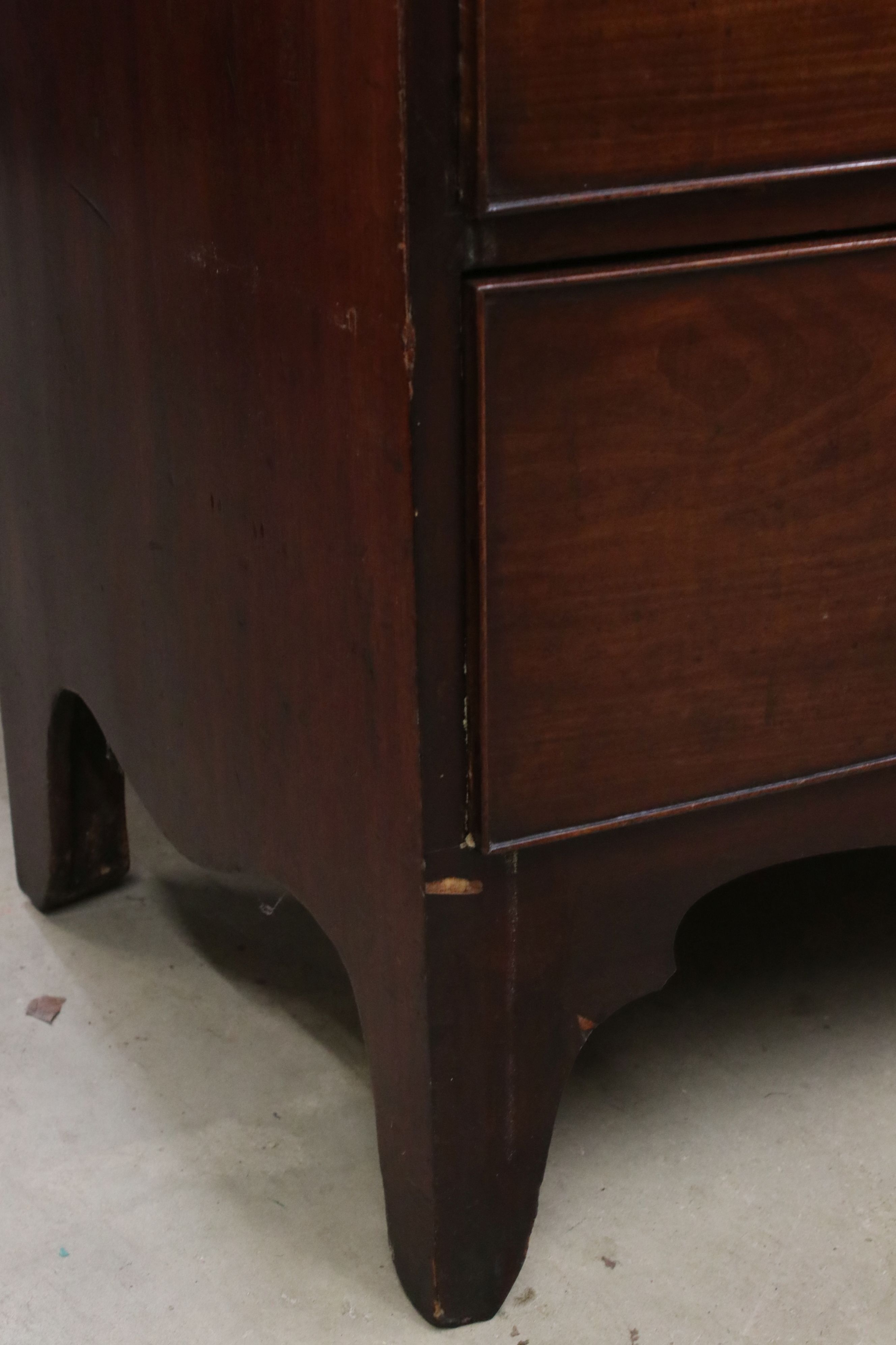 Early 19th century Mahogany Bow Fronted Chest of Two Short over Three Long Drawers raised on splayed - Image 6 of 7