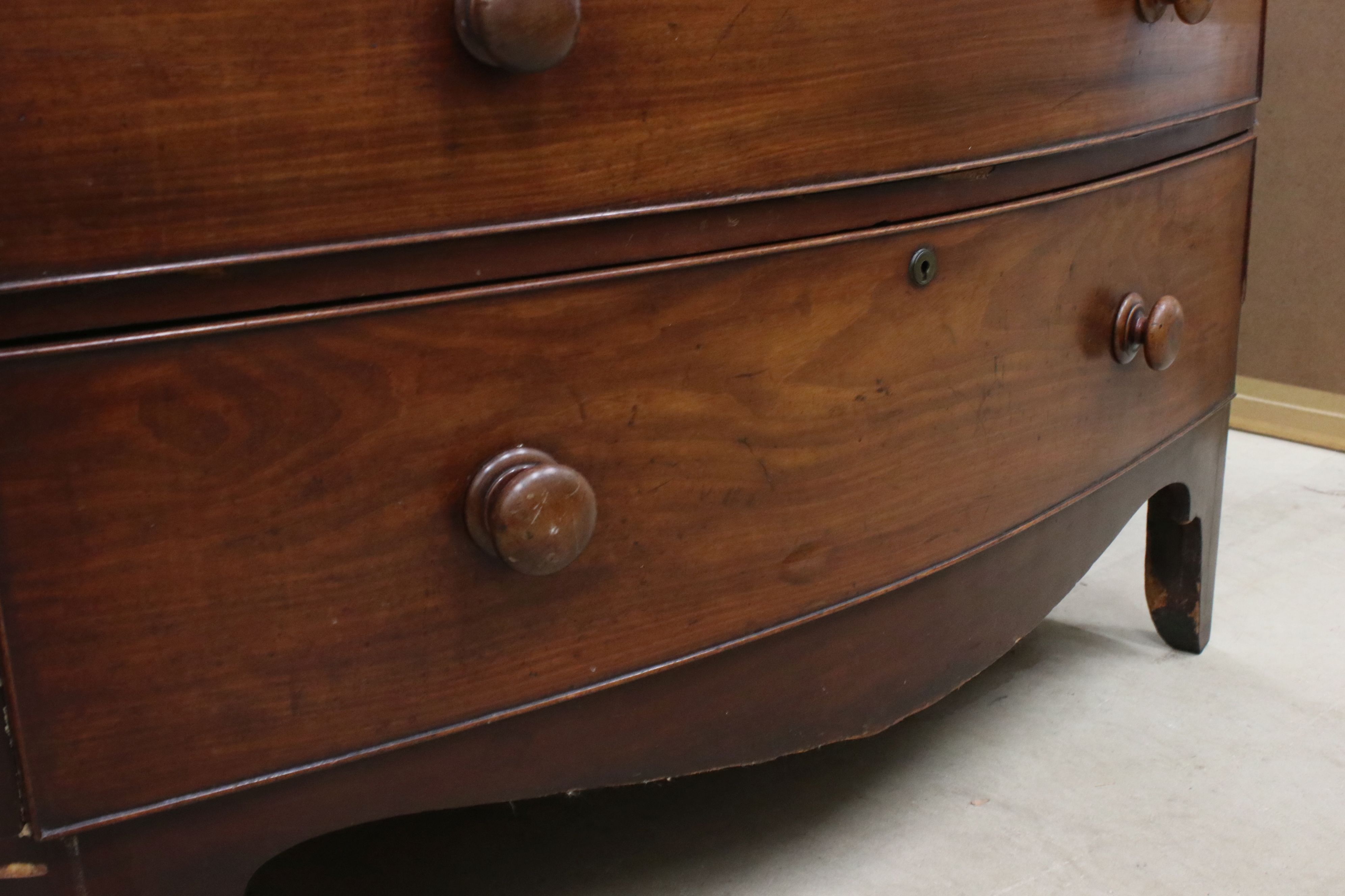 Early 19th century Mahogany Bow Fronted Chest of Two Short over Three Long Drawers raised on splayed - Image 7 of 7