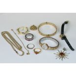Collection of jewellery, watches etc, to include 9ct gold ring, ladies 9ct gold watch etc