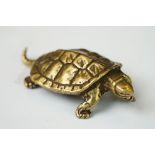 Brass figure of a turtle / tortoise, approx. 5cm long