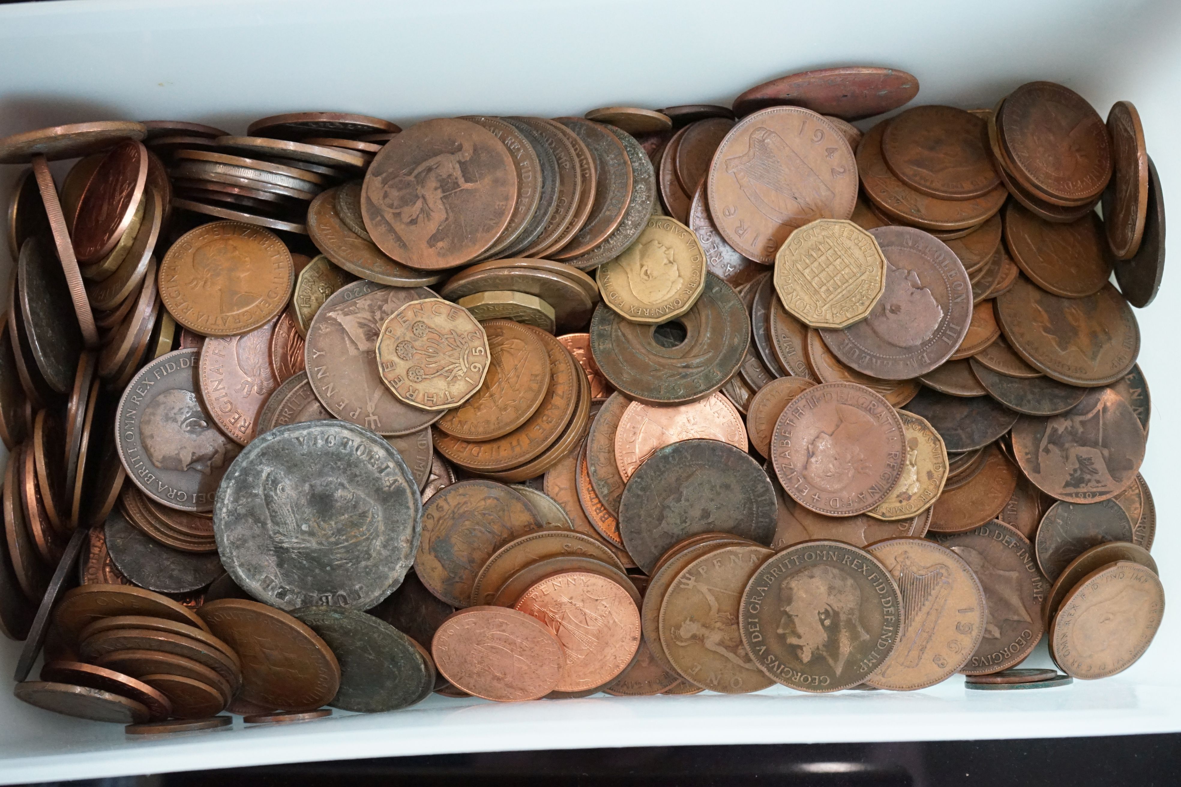 A large collection of mixed coins and banknotes to include British pre decimal and foreign examples. - Image 3 of 24