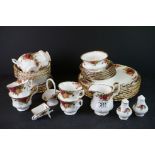 Royal Albert ' Old Country Roses , Tea ware including 6 Tea Cups, 6 Saucers, 6 Tea Plates, 6