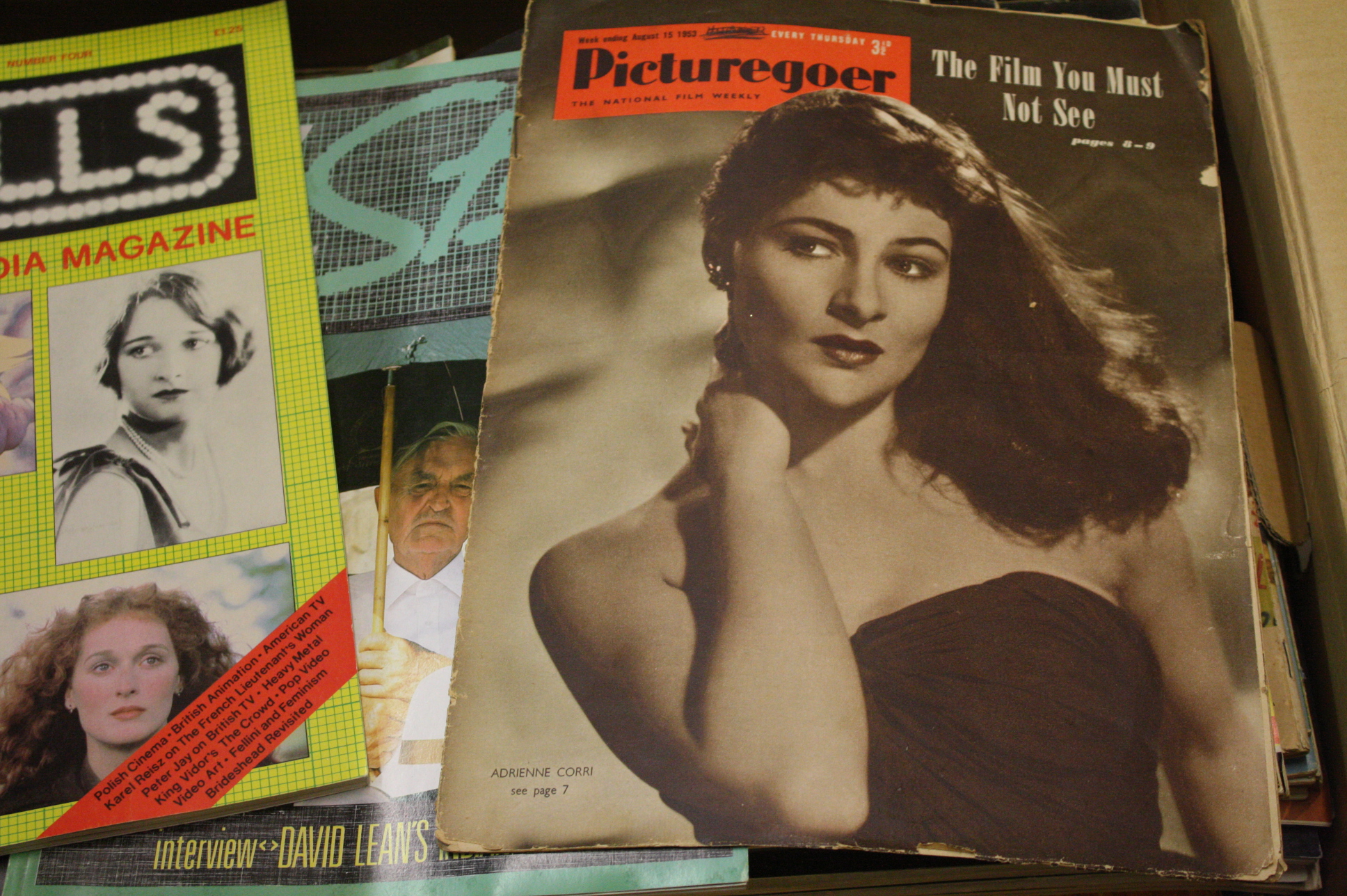 A collection of mixed film magazines to include Picturegoer Weekly, Film in London, ABC Film Review - Image 4 of 5
