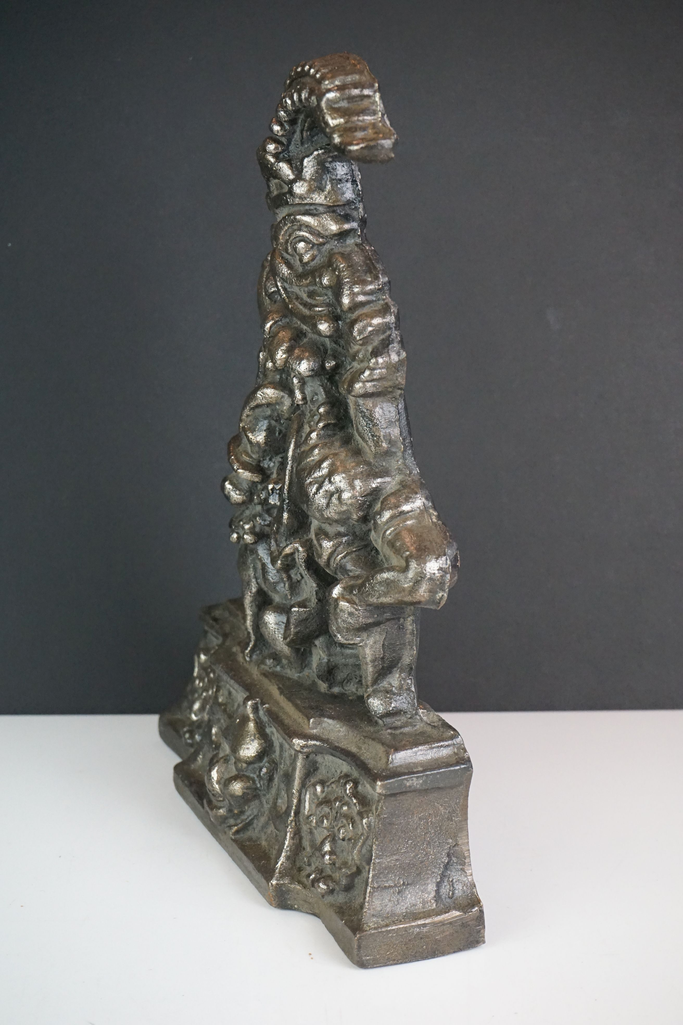 Victorian cast iron door stop in the form of Mr Punch. - Image 2 of 3