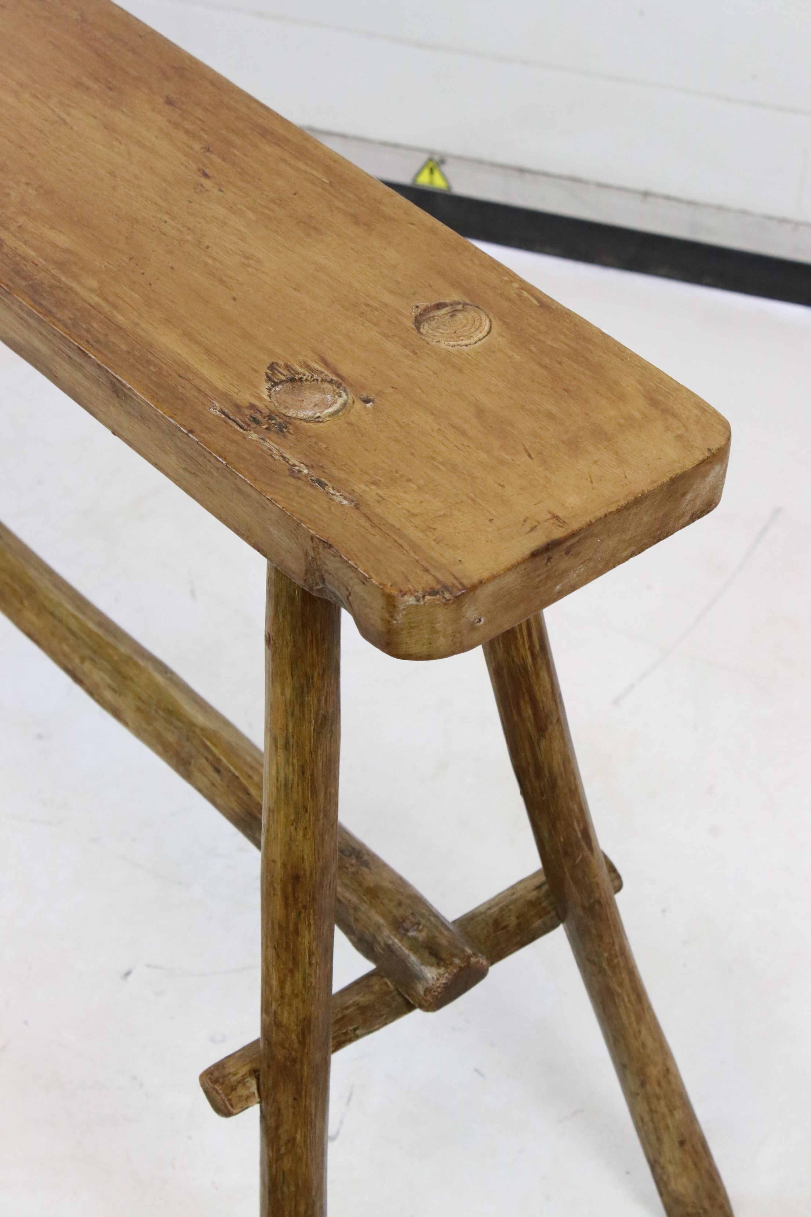 Rustic Pine Window Bench - Image 2 of 3