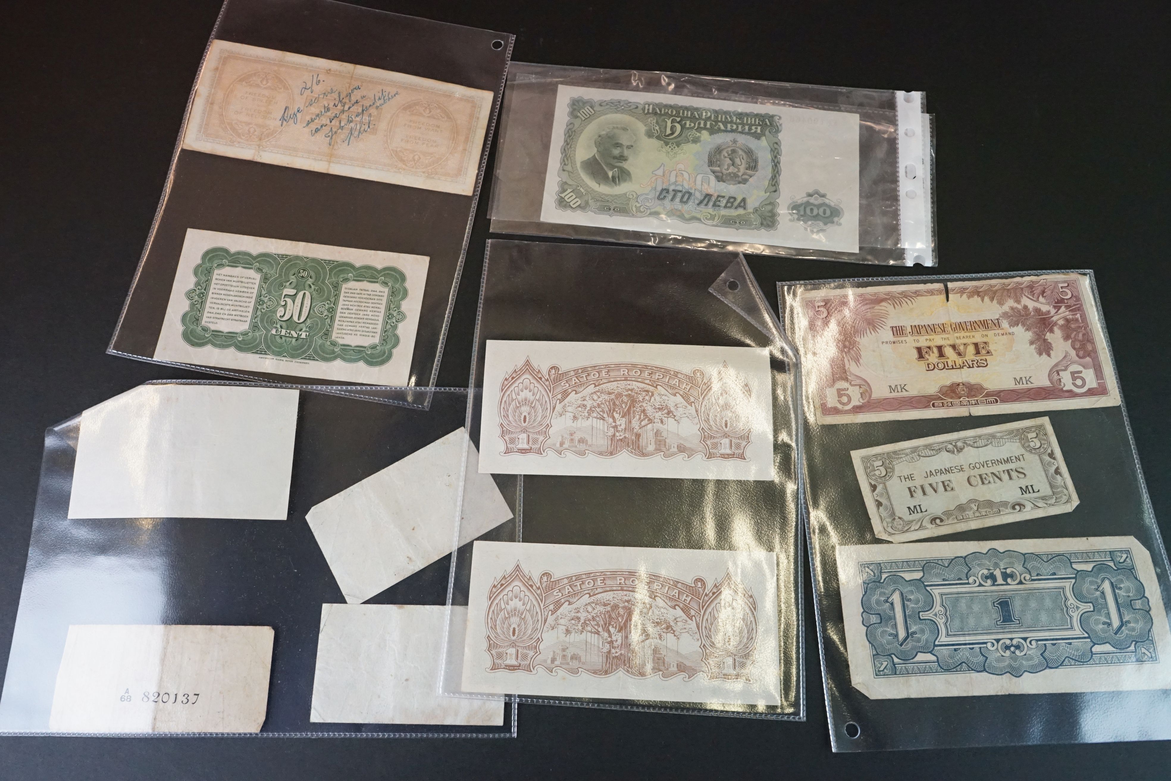 A large collection of mixed coins and banknotes to include British pre decimal and foreign examples. - Image 10 of 24