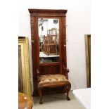 Pulaski Furniture George III style Hardwood Mirrored Back Combination Hall Chair and Cloak Stand