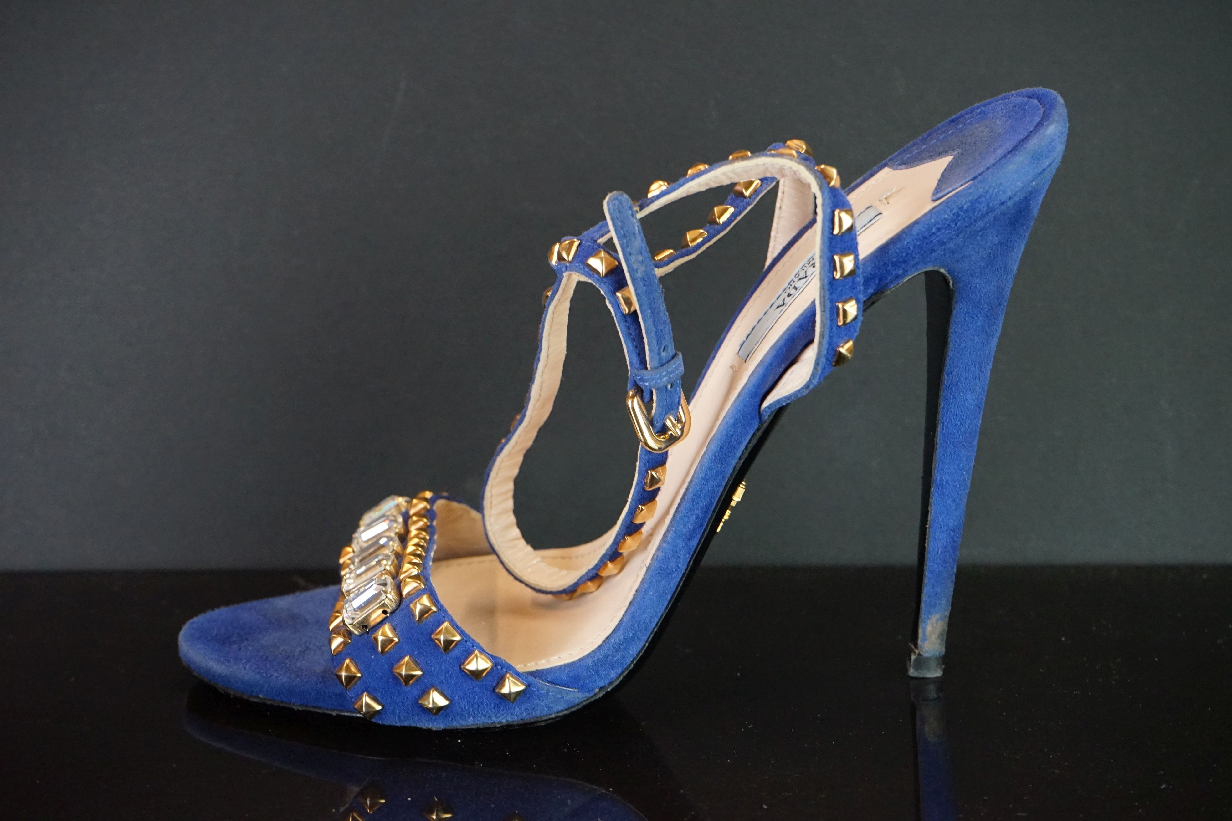 A pair of blue Prada hight heel shoes with gold studs and clear jewels, size 41. - Image 3 of 7