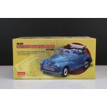 Boxed Sun Star ltd edn 1:12 4772 1960 Morris Minor 1000 Tourer diecast model in blue, numbered 802/