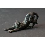 Bronze figure of a stretching cat, approx. 7cm long