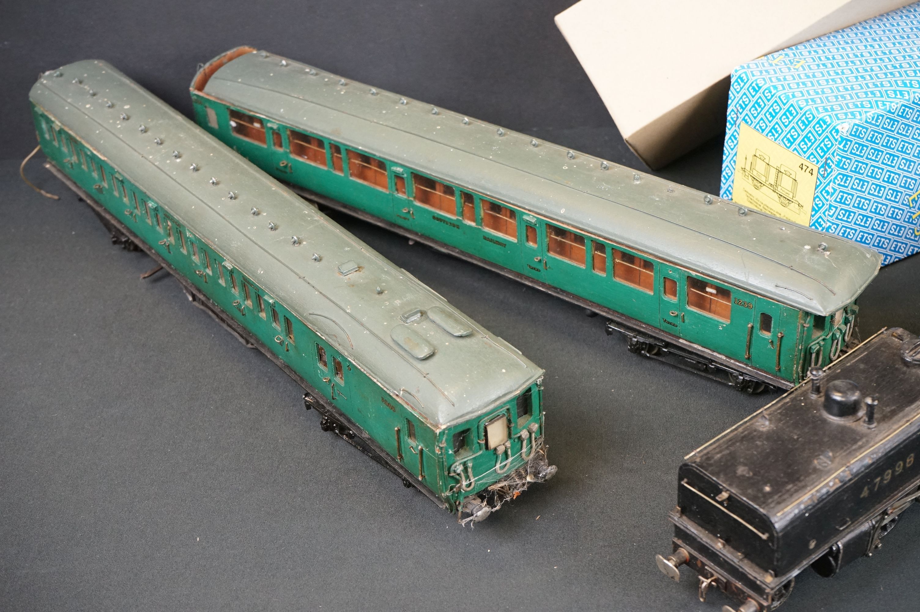 Two scratch /kit built wooden & metal O gauge locomotives in a play worn condition with loose - Image 6 of 8