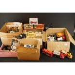 Quantity of boxed and unboxed diecast & plastic models to include Lledo, Teama, Matchbox Models of