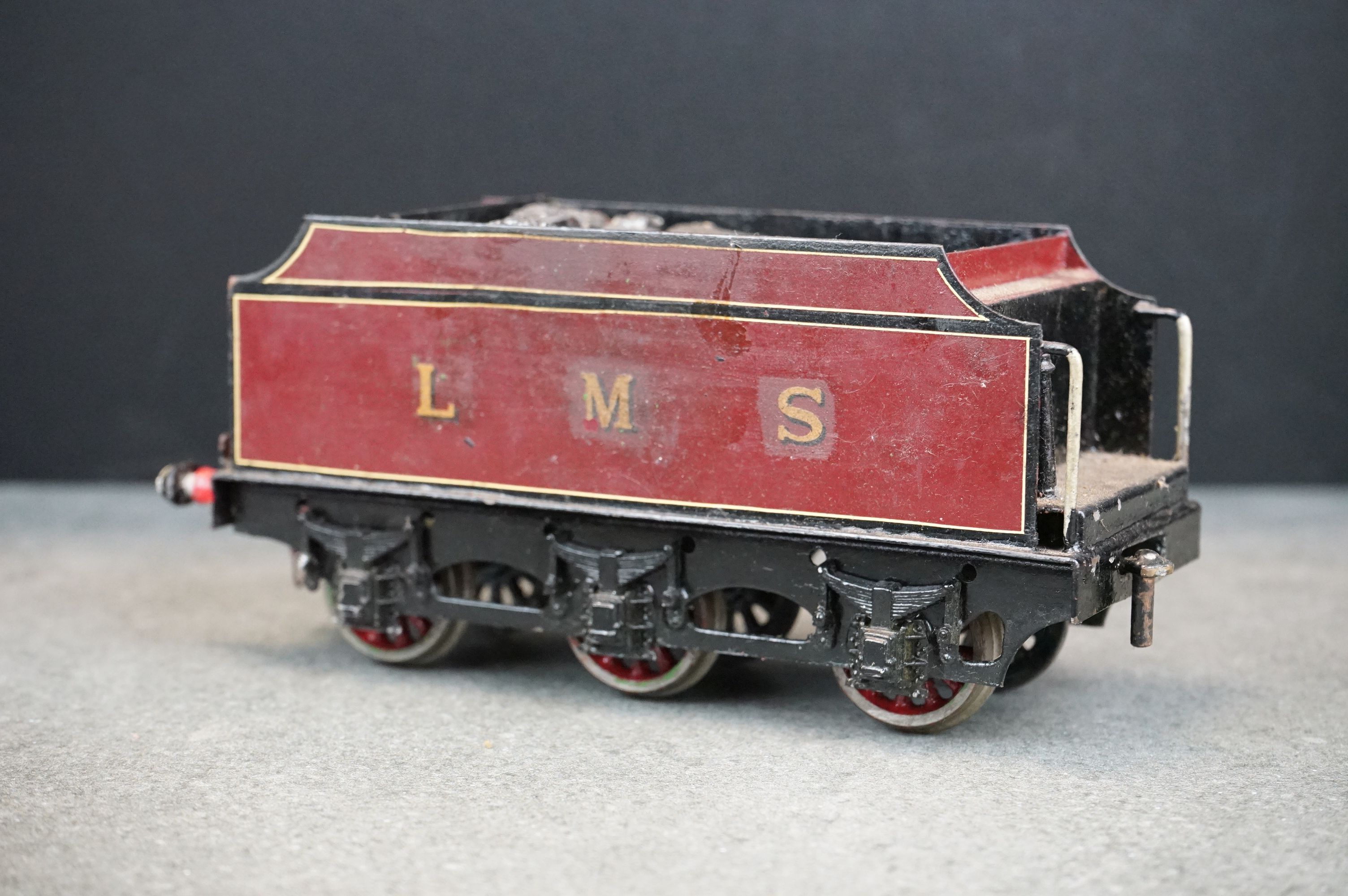 Kit built O gauge Royal Scot LMS 4-6-0 6100 locomotive with tender in red livery, metal - Image 7 of 10