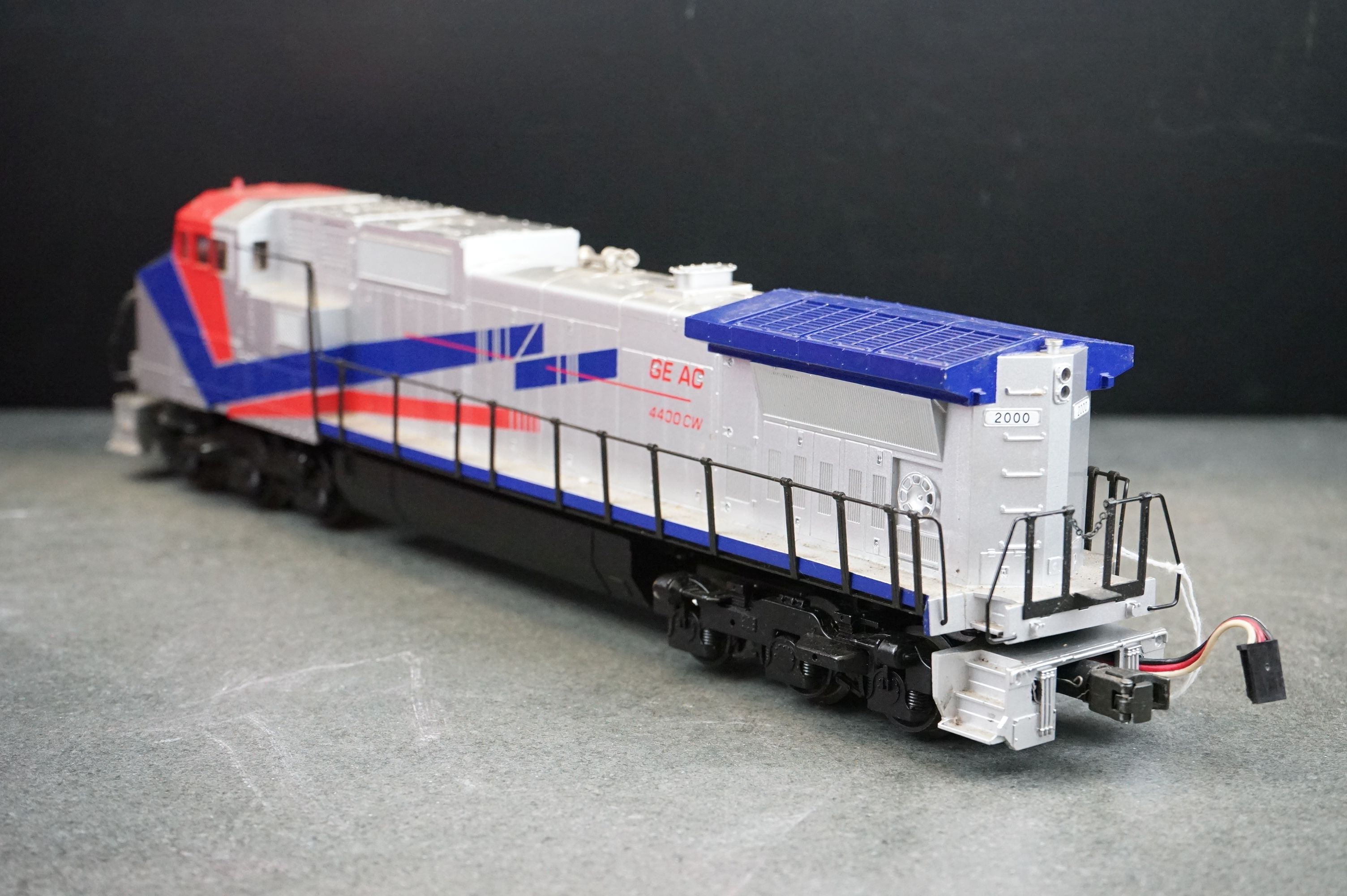 Boxed MTH Electric Trains O gauge 20-2160-1 GE Dash-9 Diesel GE Demo with Proto-Sound locomotive - Image 3 of 8