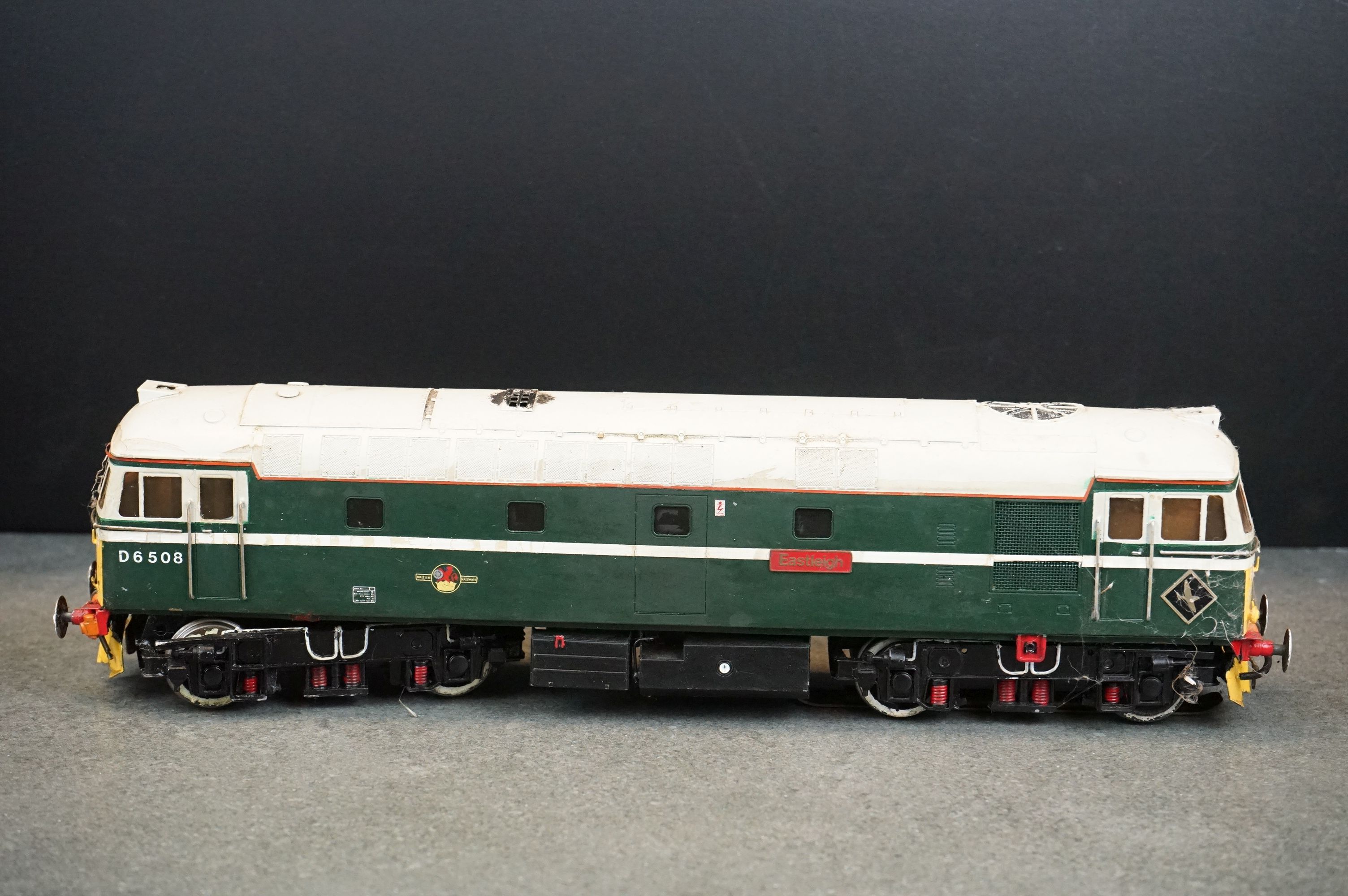 Kit built O gauge D6508 Eastleigh BR Diesel locomotive in green livery, metal construction, - Image 3 of 6