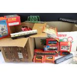Quantity of OO gauge model railway to include 6 x boxed items of rolling stock, Palitoy Mainline 0-