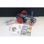 Wilesco live steam Traction Engine with spare solid fuel blocks, water fuelling funnel and