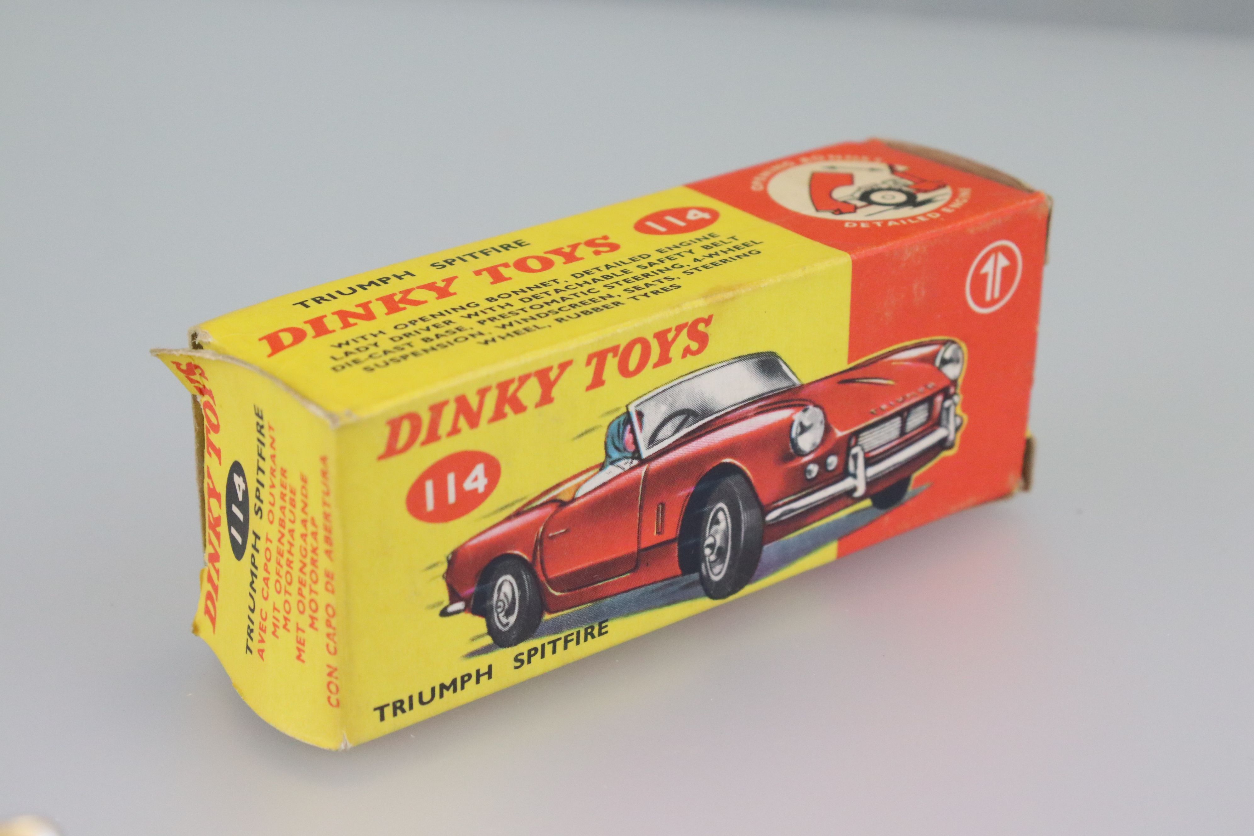 Two boxed Dinky diecast models to include 114 Triumph Spitfire in gold, with driver and 120 Jaguar E - Image 6 of 13