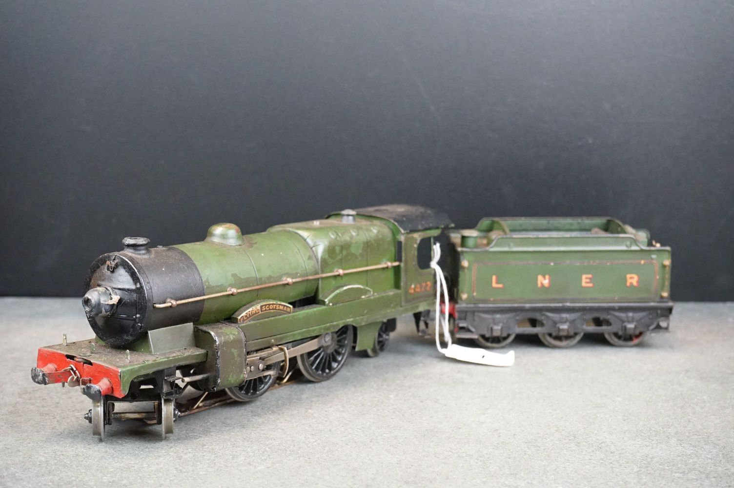 Toy Auction -  Model Rail, Steam Engines, Diecast, Star Wars, Scalextric, Model Kits, Action Figures, Retro Gaming, Dolls, Teddies etc