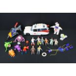 Ghostbusters - Eight Kenner figures to include Winston Zeddemore, Peter Venkeman, Ray Stantz, Egon