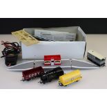 Group of Hornby OO gauge model railway to include 6042 0-4-0 locomotive, 3 x items of rolling stock,