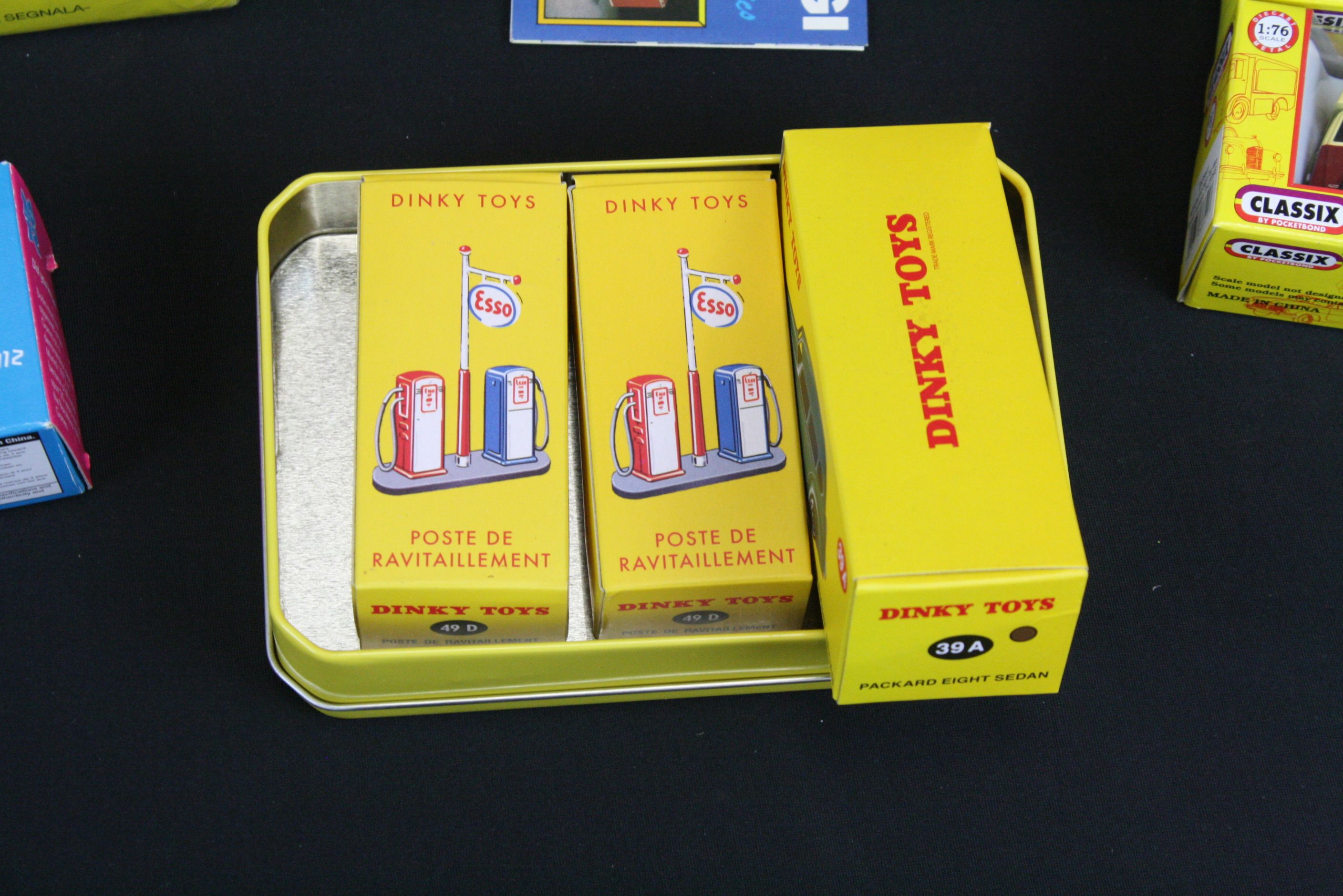Around 50 boxed/cased diecast models to include 35 x Oxford Diecast (Automobile Company), 3 x - Image 11 of 11