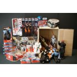 Star Wars - Collection of mixed toys to include 9 x Mattel Hot Wheels (Sith Infiltrator, Republic