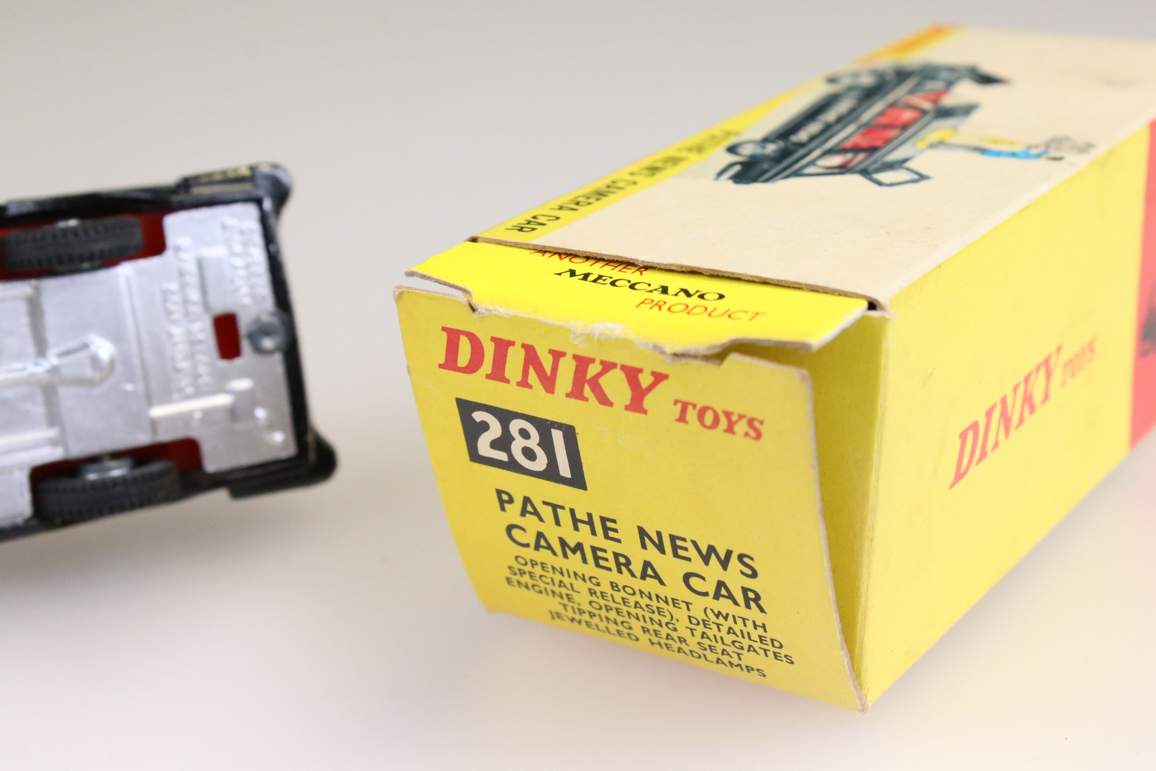 Boxed Dinky 281 Pathe News Camera Car diecast model complete with cameraman figure, diecast & decals - Image 10 of 12